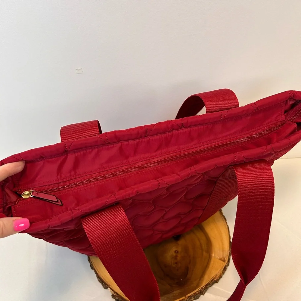 Victoria's Secret Red Heart Valentine's Day Victoria‎ Puffy Tote Overnight Bag